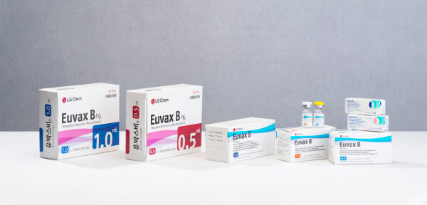 Euvax B consists of highly purified, non infectious particles of Hepatitis B surface antigen (HBsAg) adsorbed onto aluminum salts as an adjuvant. It is a recombinant DNA hepatitis B vaccine derived from HBsAg produced by DNA recombinant technology in yeast cells (Saccharomyces cerevisiae).